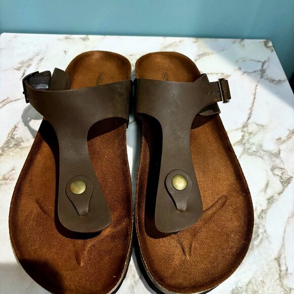 Sonoma Sandles - Picture 1 of 7